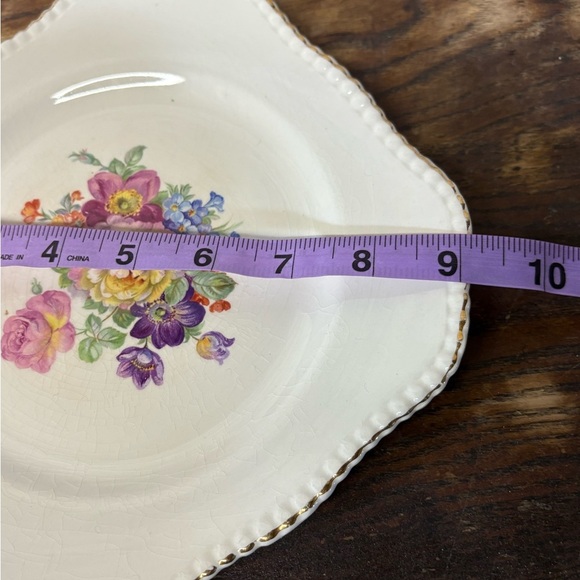 Vintage Ambassador Floral Cream Dinner Plate - Picture 6 of 6